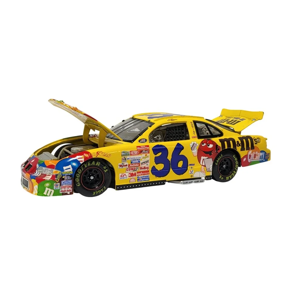 Action Ken Schrader 36 M&Ms 2000 Pontiac Grand Prix 1:24 Diecast NASCAR Car